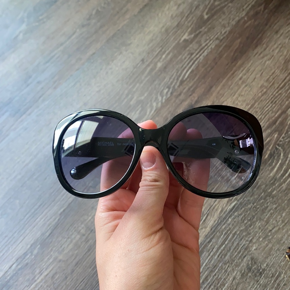 Black Micheal kors glasses
